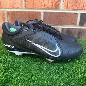 Nike Hyperdiamond 4 Elite
Women's Softball Cleats Black size 8.5